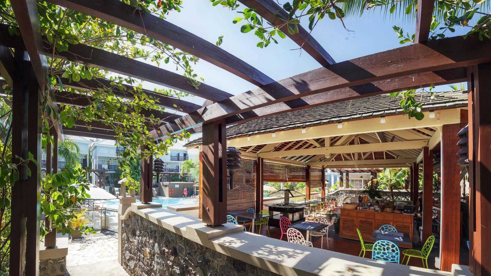 Hotel Les Creoles Saint-Gilles-les Bains Exterior foto
